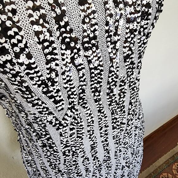 Cache Black & White Abstract Striped Sequin Cocktail Dress Mini Size Large - Picture 3 of 12